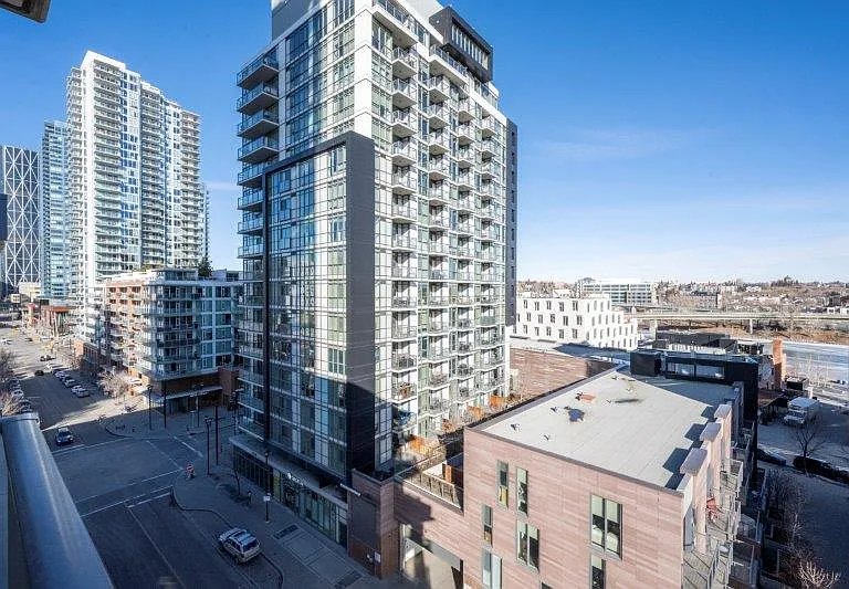 615 6th Ave SE #710 — Photo 33