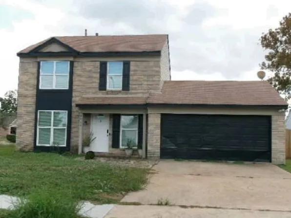 9908 Green Meadow Dr, La Porte, TX 77571