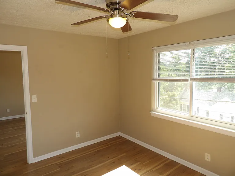 720 Woodland Ave #7 — Photo 26