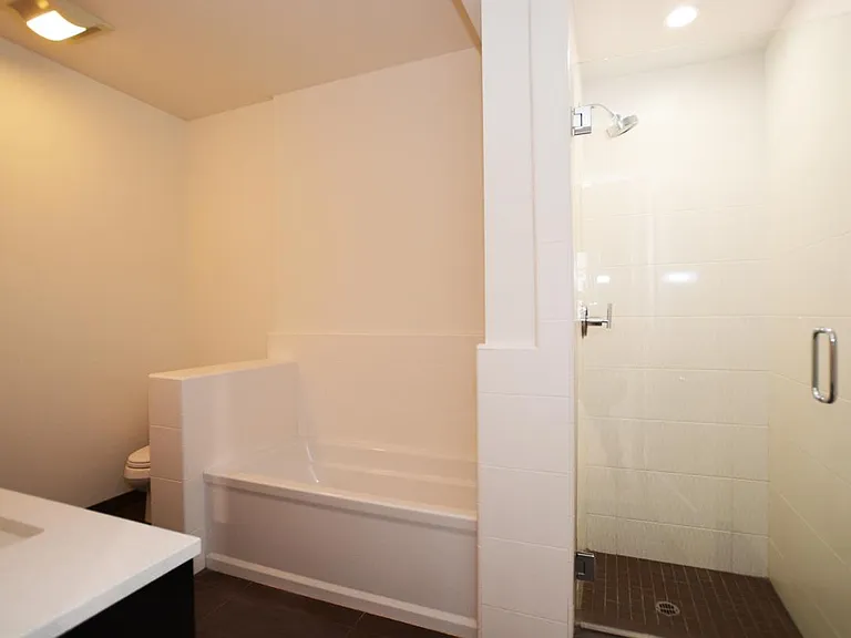 480 14th St #3 — Photo 14