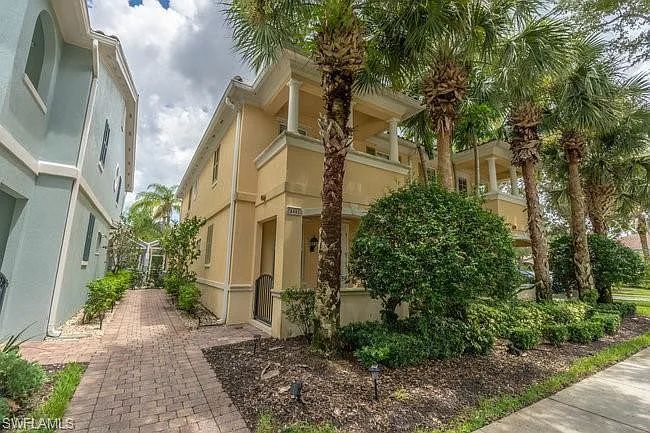 28495 Villagewalk Blvd — Photo 4