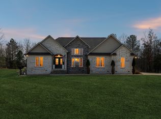 285 Englewood Dr, Waverly, TN 37185