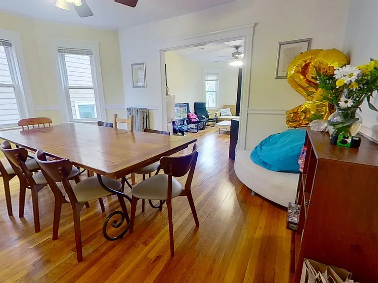 44 Lincoln Pkwy #1 — Photo 1