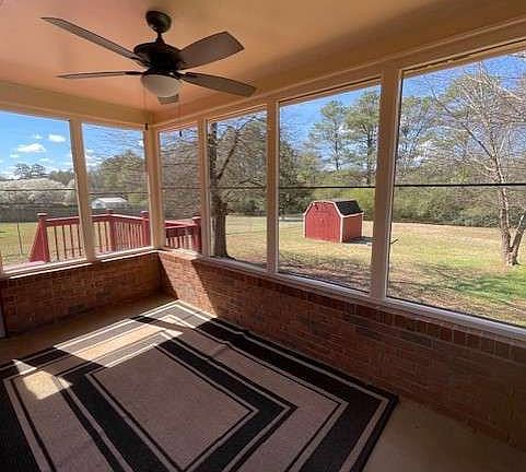 5th image of 381 Etowah Dr