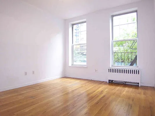 Rented by David Francis New York LLC | media 18