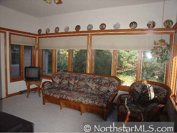 5th image of 2137 Clinton Drive S