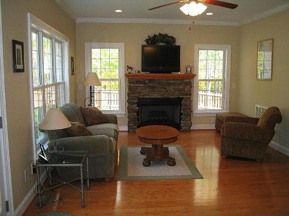4th image of 3619 Summit Lakes Dr
