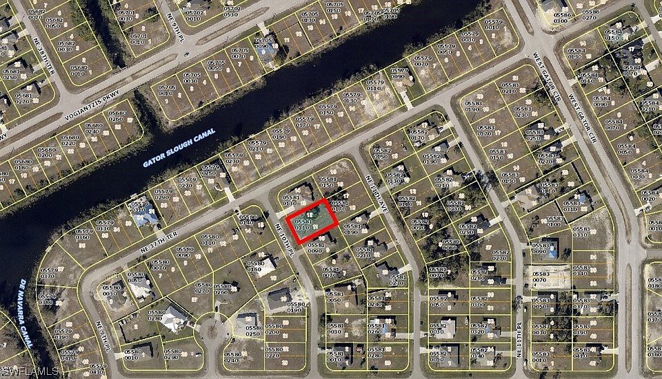 1st image of 3711 NE 10th Pl