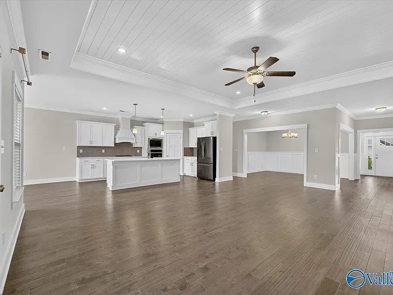 100 Bartram Way — Photo 20