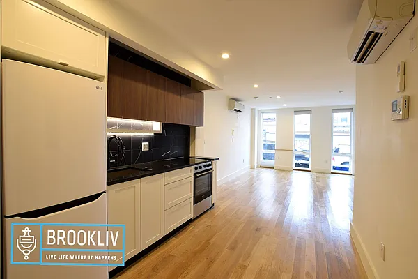 Rented by null | media 12