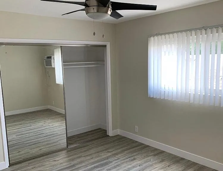 119 N Hayworth Ave #203 — Photo 3