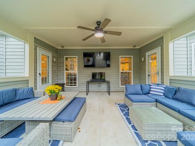 10126 Loch Lomond Dr, Charlotte, NC, 28278