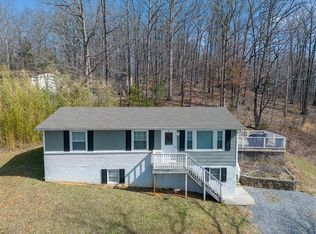 6215 Breckinridge Mill Rd, Fincastle, VA 24090