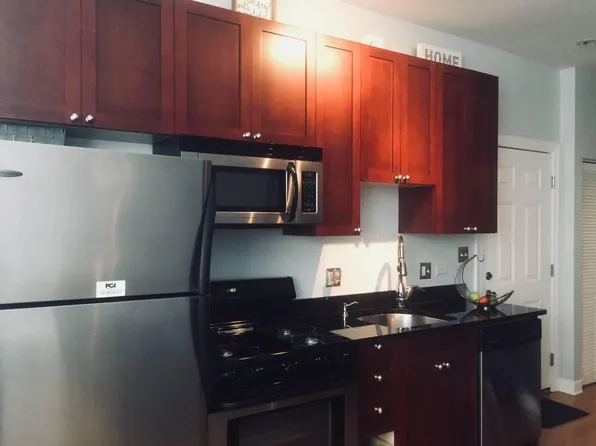 1223 N Cleaver St, Chicago, IL 60642