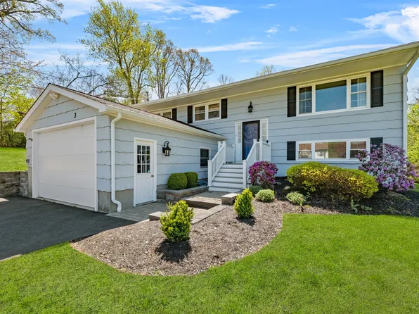 3 North Pleasant Rise, Brookfield, CT 06804