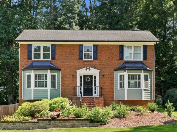 3627 Kelin Ct, Lilburn, GA 30047