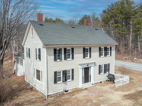 3rd image of 60 Winona Road