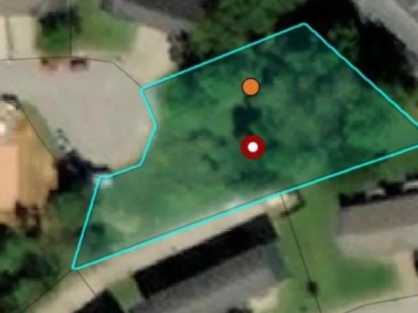 6855 Augusta Dr, Newburgh, IN 47630