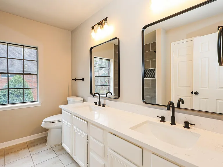 18703 Evergreen Falls Dr — Photo 33
