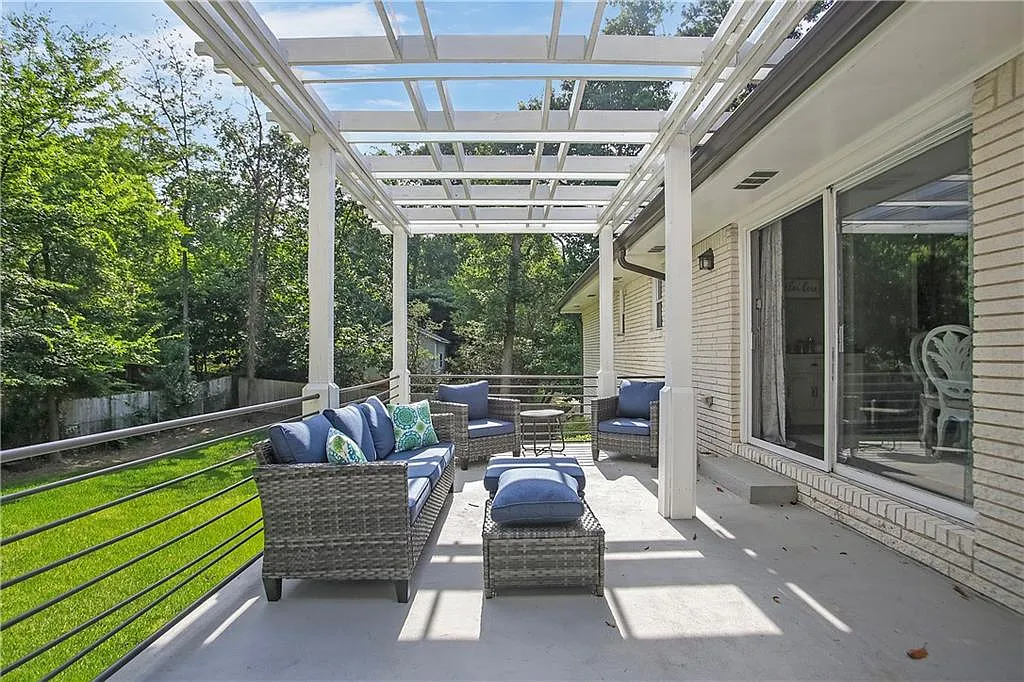 3 bed, 2.0 bath, 1512 sqft, $3,500 — Photo 4