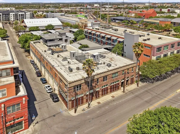 1339 S Flores #105B, San Antonio, TX 78204