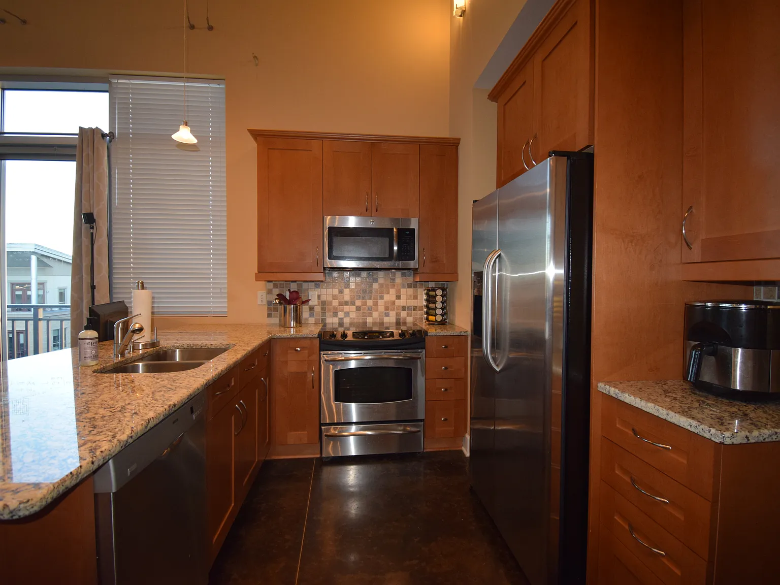2608 Erwin Rd — Photo 3