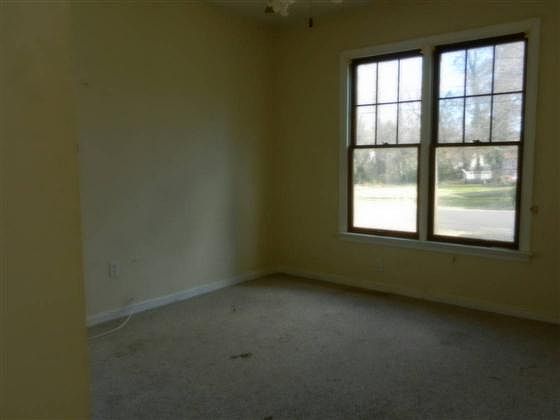 1st image of 116 N Holly Ave