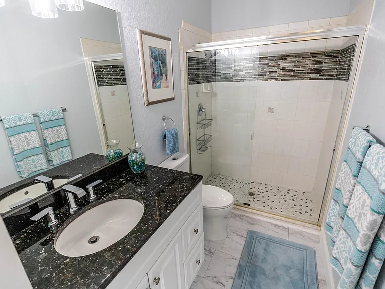 1901 Westminster Cir #6 — Photo 9