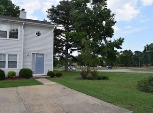 1801 Woodgate Arch, Chesapeake, VA 23320