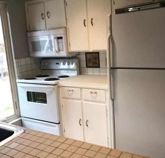 1st image of 5506 Montview St #B