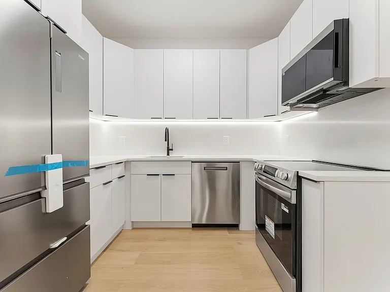 821 Quincy St #1 — Photo 3