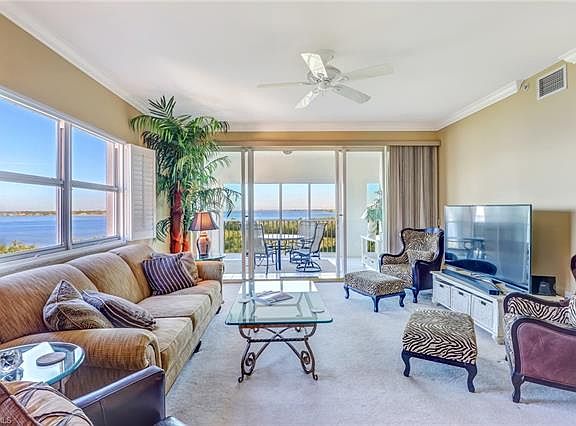 Home For Sale In Waters Edge