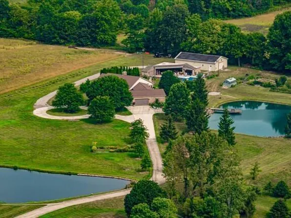 1036 Hills Miller Rd, Delaware, OH 43015