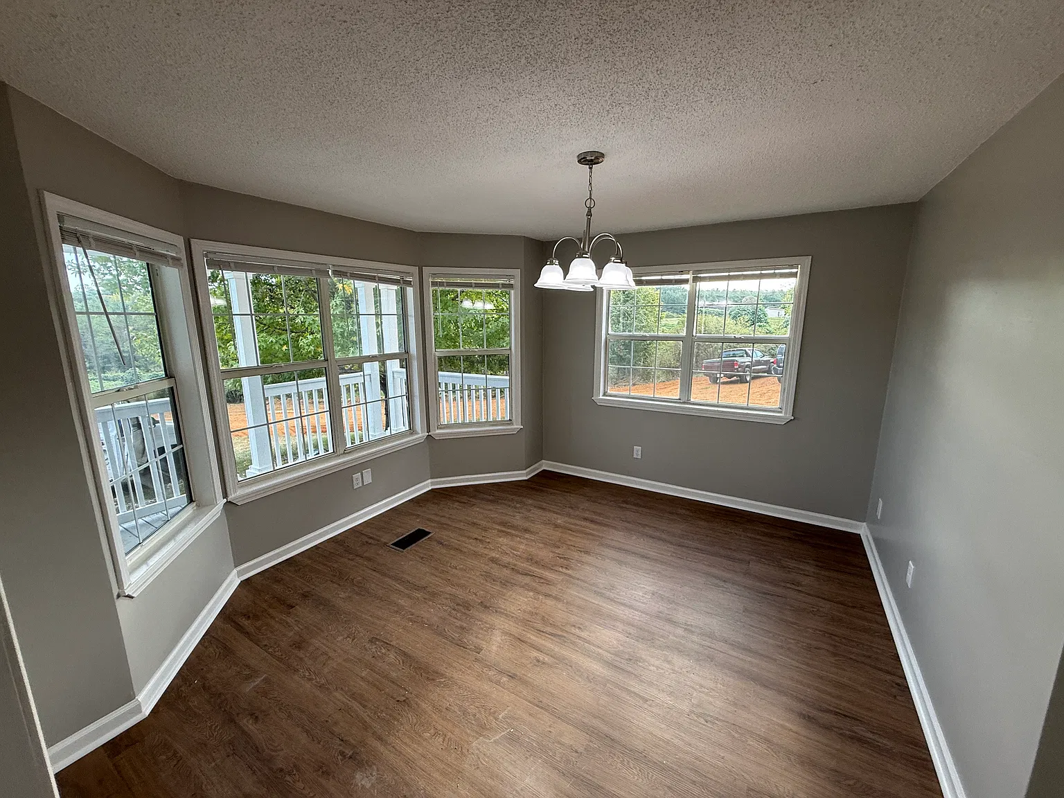 3 bed, 1568 sqft, $1,700 — Photo 4