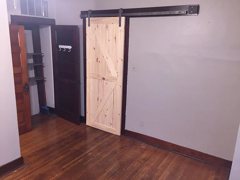 812 Florence Ave #1 — Photo 11
