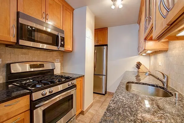 Sold by Compass | media 23