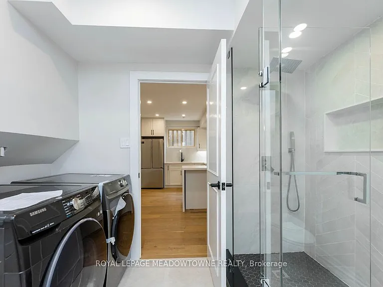 468 Gowland Cres #BASEMENT — Photo 16