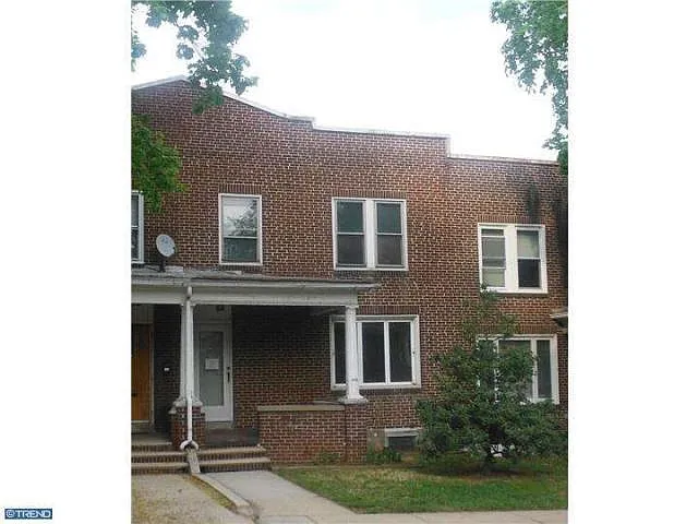 305 Fairview St photo 1