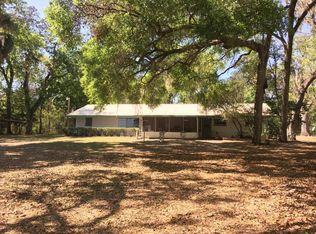 18800 SE 162nd St, Weirsdale, FL 32195