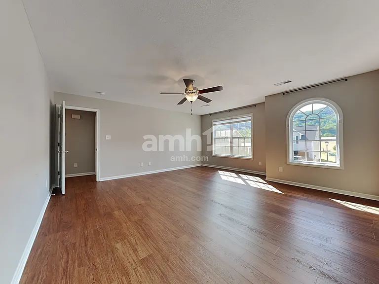 8124 Cambridge Reserve Dr — Photo 12