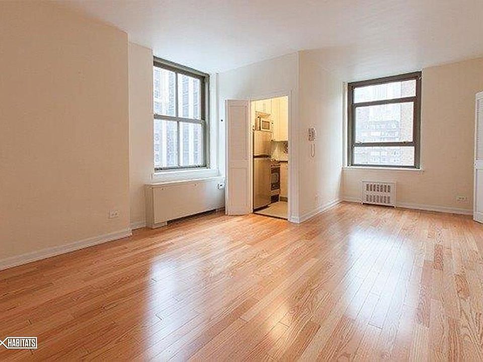 1st image of 4 Park Ave APT 12L