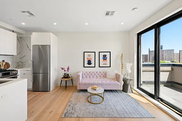 Sold by Nest Seekers International | media 9