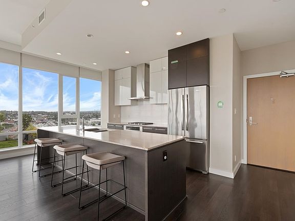3rd image of 1618 Quebec St #2207