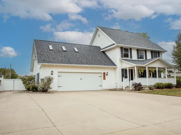 530 W Wamsley Ave, Clarksville, IA 50619