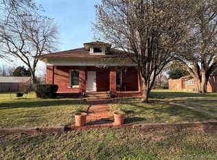605 E Caddo St, Cleveland, OK 74020