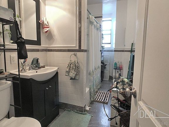 5th image of 100 Lefferts Ave APT 6B