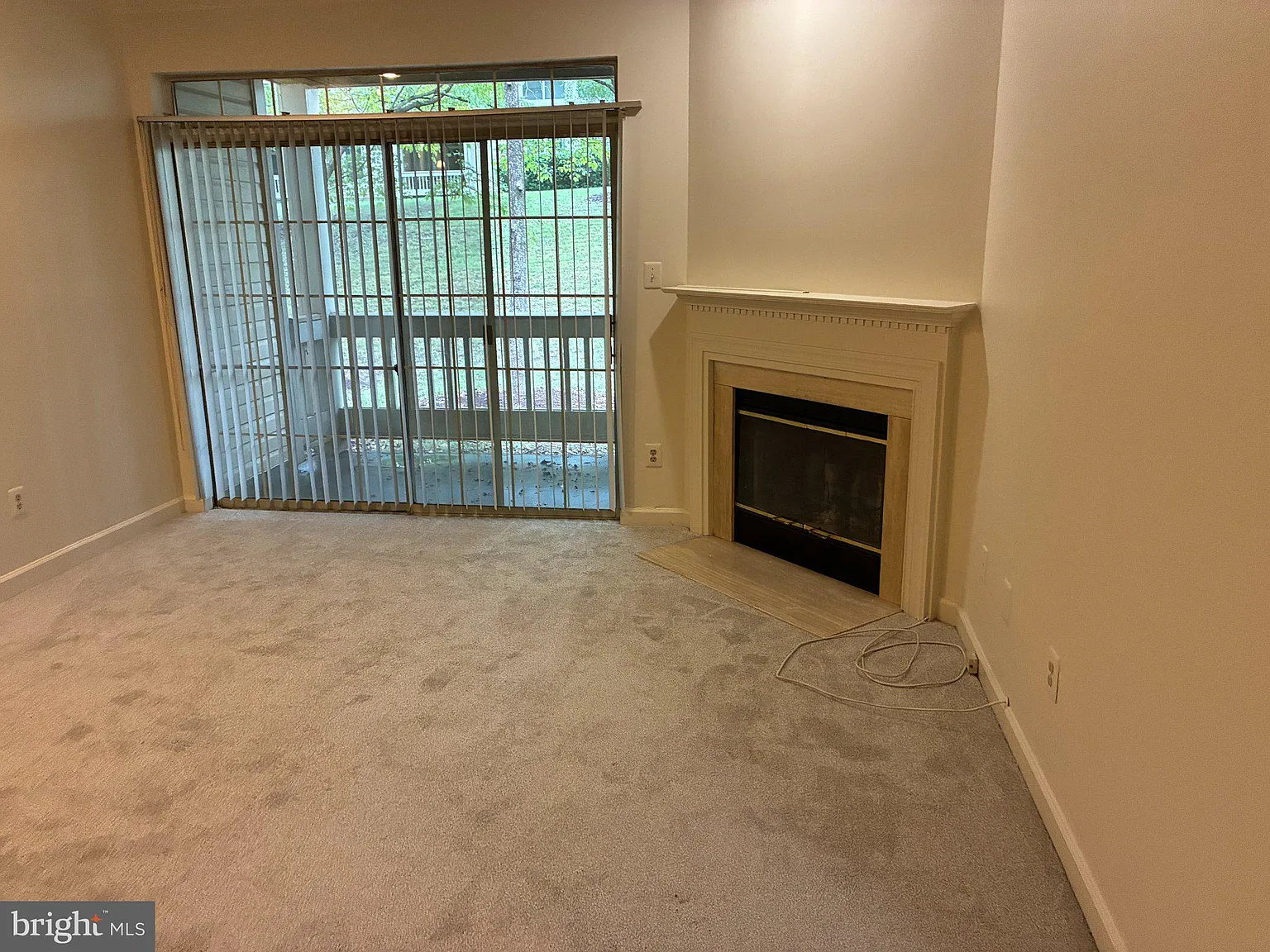 2 bed, 2.0 bath, 953 sqft, $2,150 — Photo 3