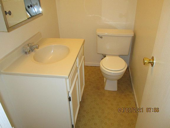 3rd image of 20 Vicki Anda Ct APT 1-3