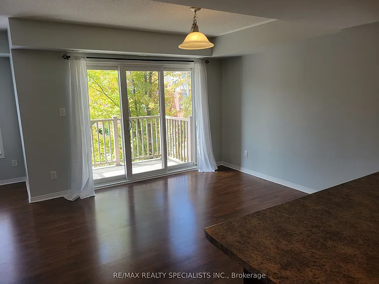 3250 Bentley Dr #6 — Photo 7
