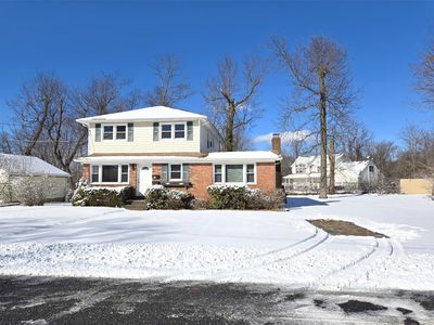 22 Warner Lane, Ronkonkoma, NY, 11779